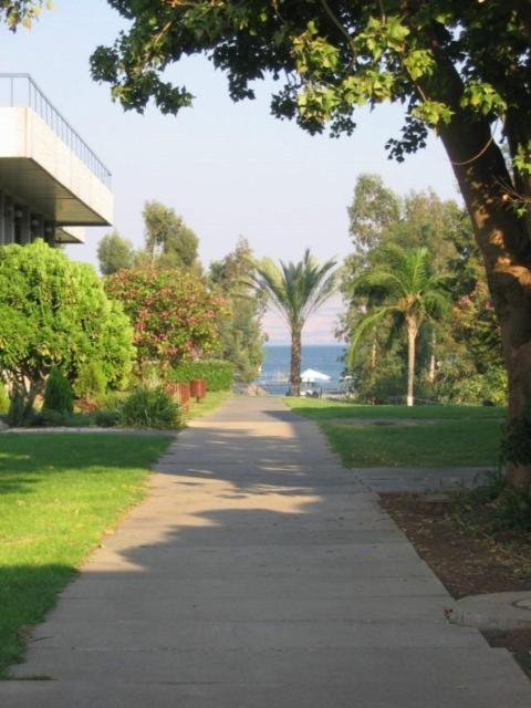 Nof Ginosar Kibbutz Hotel Tiberias Bagian luar foto