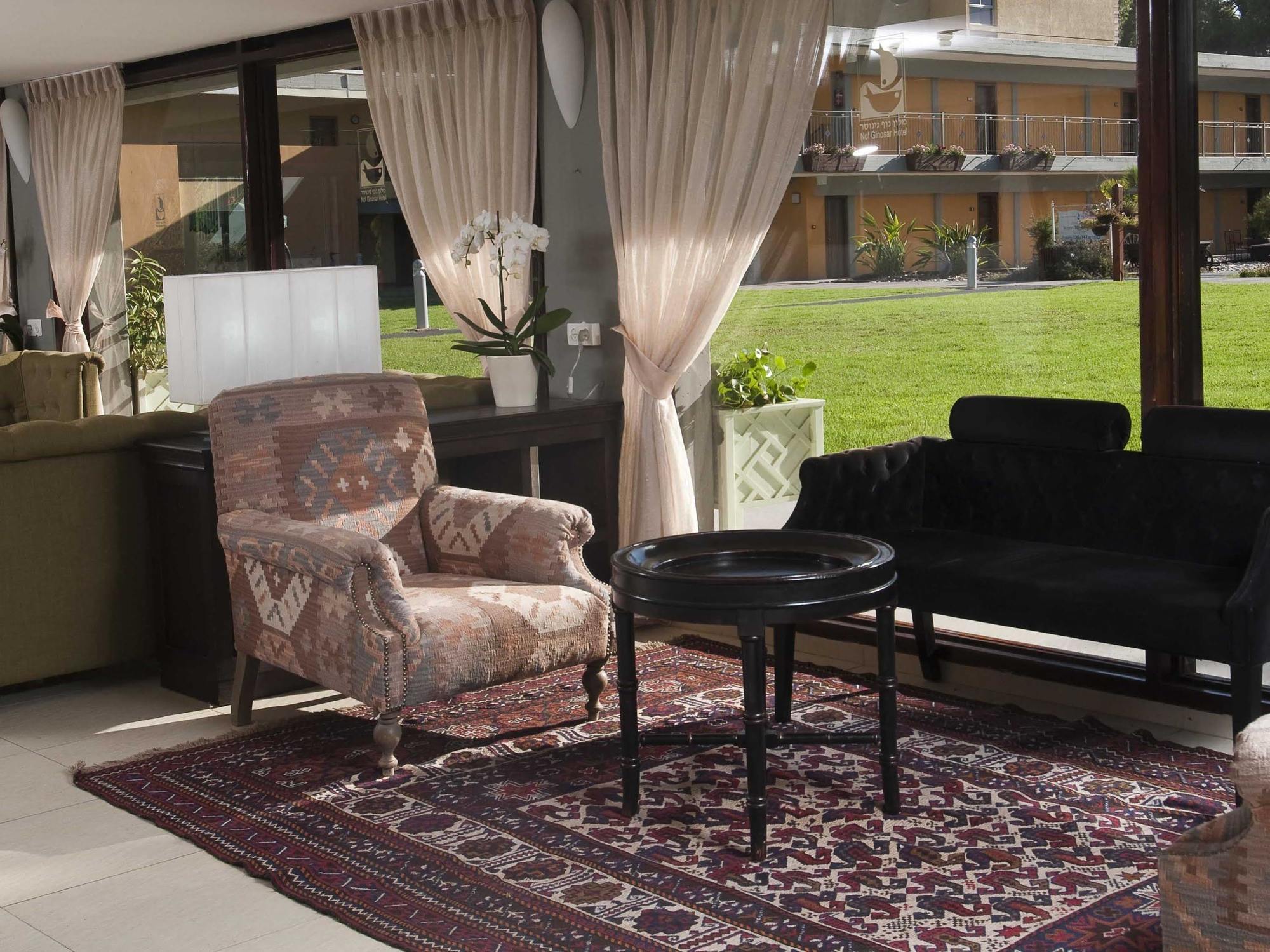 Nof Ginosar Kibbutz Hotel Bagian luar foto