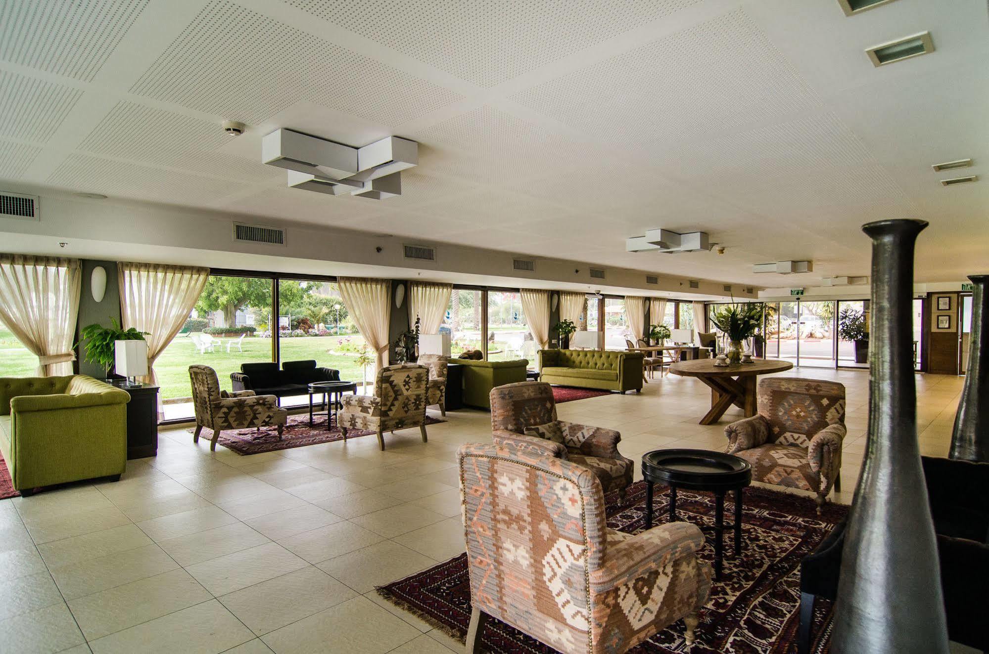Nof Ginosar Kibbutz Hotel Bagian luar foto